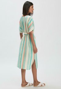 hessnatur MIDI RELAXED - Freizeitkleid - jadegrün