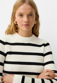 Bershka ROUND NECK  - Trui - black