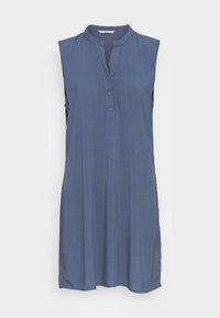 Hame maraaton murtu sinisellä, jossa on osittainen nappilista ja pyöreä kaulus kerrostettuna yksityiskohdalla. Pehmeä, sileä kangas.