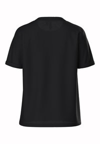 Haut noir à manches courtes, col rond, tissu lisse avec un léger éclat, coupe légèrement ample et poignets de manches cousus.