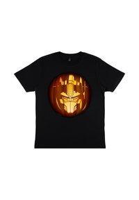 Sort bomulds t-shirt med et stort orange og gult grafisk motiv af et robotansigt, med skarpe linjer og detaljerede træk.