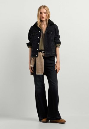 Pepe Jeans, CRESCENT TRUCKER JACKET TEDDY - Дънково яке - denim