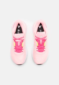 adidas Performance GALAXY 7 - Cestná bežecká obuv - pink spark/zero metallic/lucid pink