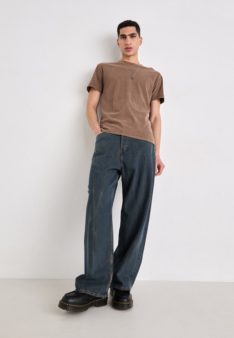 ☆大人気☆ WEEKDAY アストロルーズバギージーンズTrove Blue Weekday 