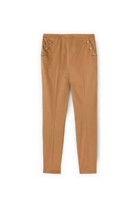 Hoge taille broek in camel kleur met taps toelopende pijpen en decoratieve knopen op de schuin geplaatste zijzakken, weergegeven op een witte achtergrond.