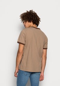 Nudie Jeans ROY - T-shirt estampada - brown melange