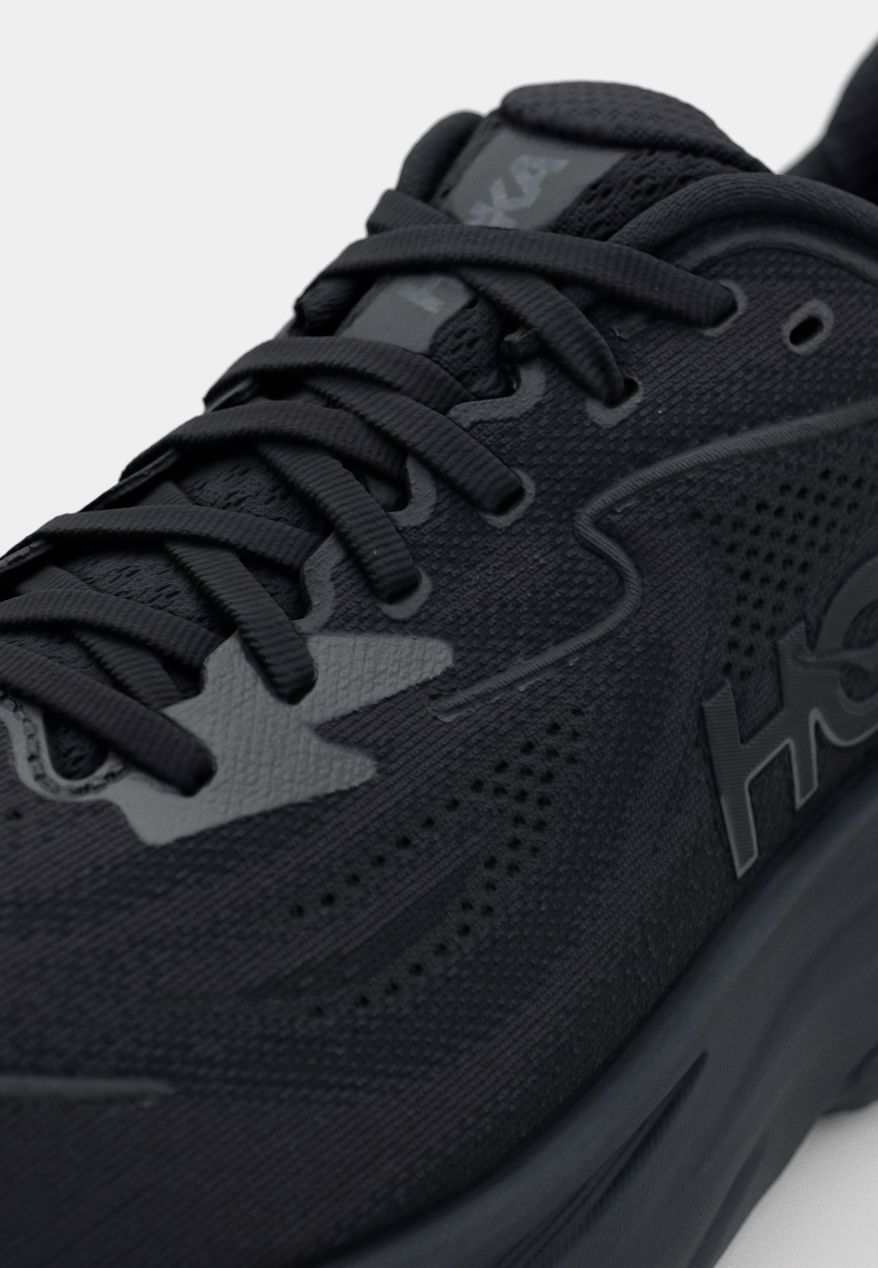 HOKA CLIFTON 10 - Pantofi de alergare pe asfalt - black/negru