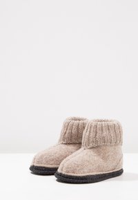 Bergstein COZY - Pantoffels - beige