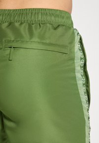 Sergio Tacchini MORGANA TRACKSUIT SET - Tracksuit - garden green/gardenia