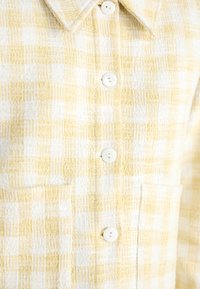 Mads Nørgaard ABBY - Chemisier - misted yellow/white alyssum