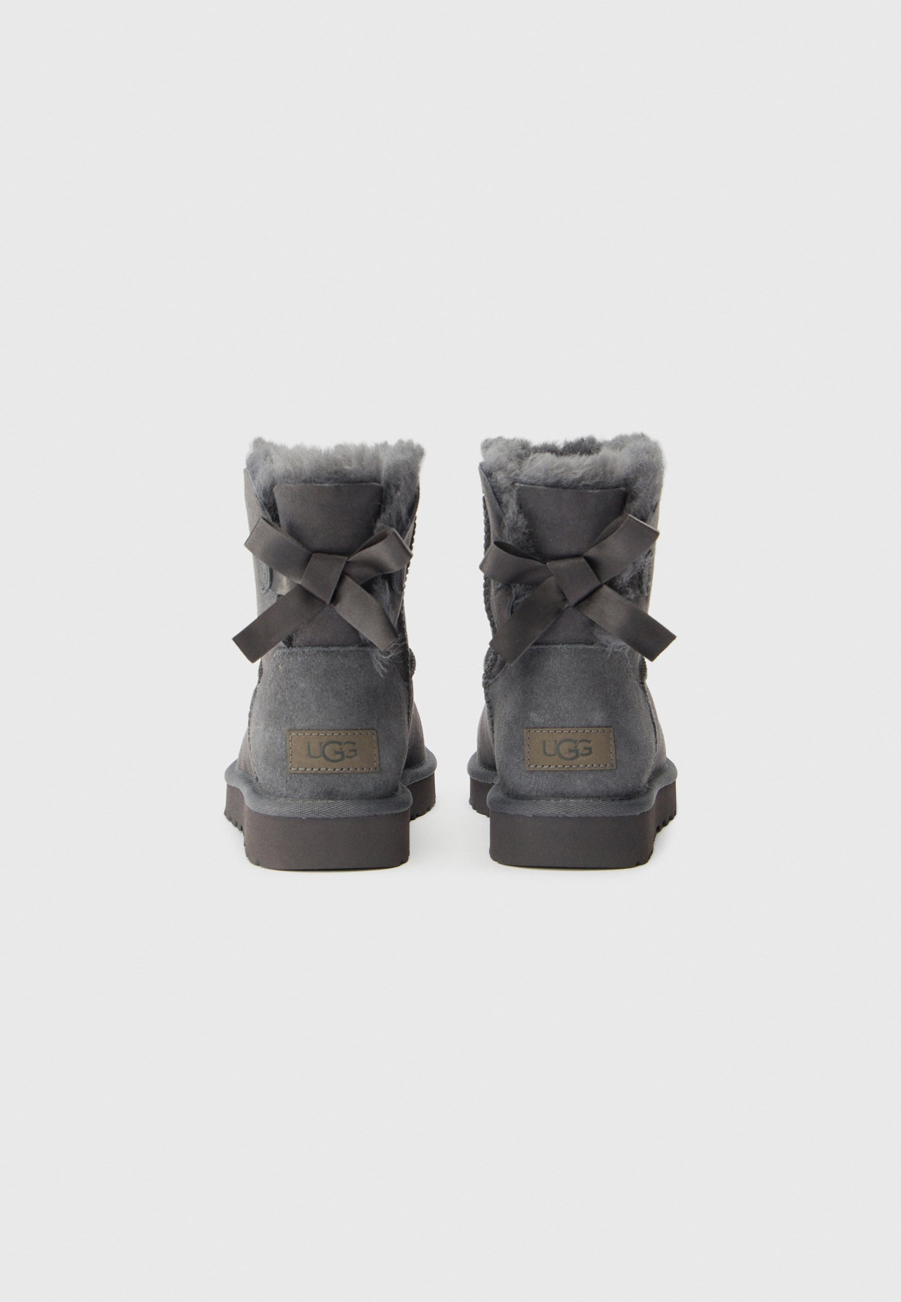 UGG MINI BAILEY BOW II - Winter boots - obsidian/dark grey - Zalando