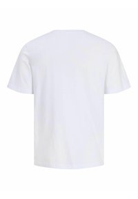 Preprosta bela bombažna majica s kratkimi rokavi, prikazana od zadaj, z okroglim ovratnikom in običajnim krojem.