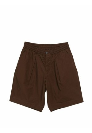 Pantaloncini casual marroni con fascia elastica in vita, chiusura con bottone, passanti per cintura e tasche laterali, mostrati su sfondo bianco.