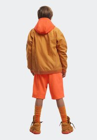 adidas Originals IVY PARK CANVAS JACKET - Mezisezónní bunda  - focus orange