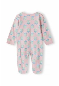 Body in cotone rosa con maniche lunghe, caratterizzato da un motivo ripetitivo di mele verdi chiare con fiocchi blu e pallini bianchi.