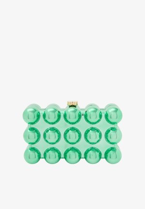 Grøn akryl clutch med rund, boble-lignende tekstur, der har et gyldent spænde. Rektangulær form med glat, blank finish og et markant mønster.