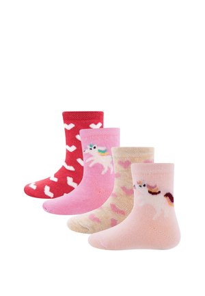 Vier bunte Kindersocken in Rot, Pink, Beige und Hellrosa mit Herzen- und Einhornmotiven.
