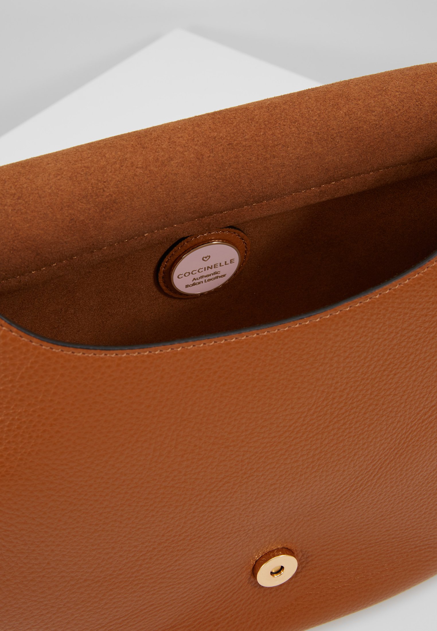 Coccinelle ZANIAH Håndveske caramel Zalando.no Coccinelle ZANIAH Håndveske caramel Zalando.no