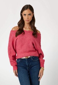 Guess PULLOVER - Maglione - korallenrot