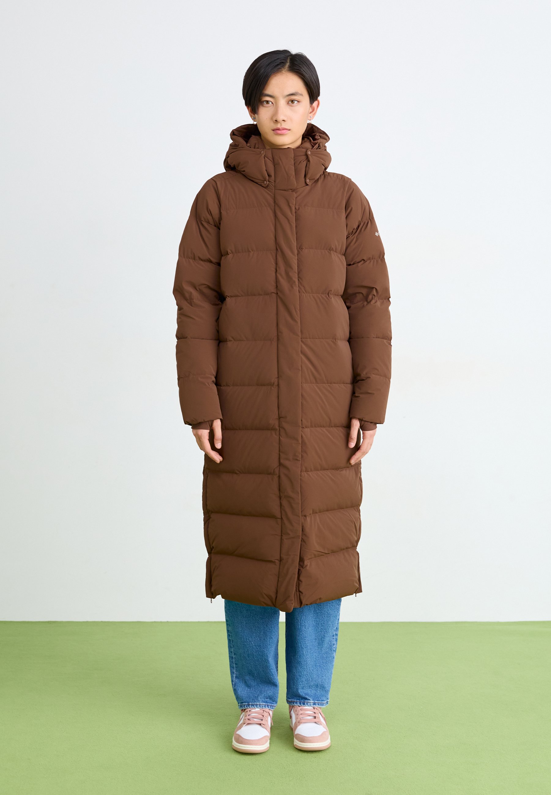Columbia AMAZE PUFF LONG HOODED JACKET - Down coat - tobacco/brown