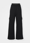 EMOTIONAL DANCE WIDE LEG CARGO PANTS - Calças de fato de treino - black