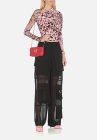 Pinko - LOVE ONE SIMPLY - Cross body bag - red Thumbnail Image 1