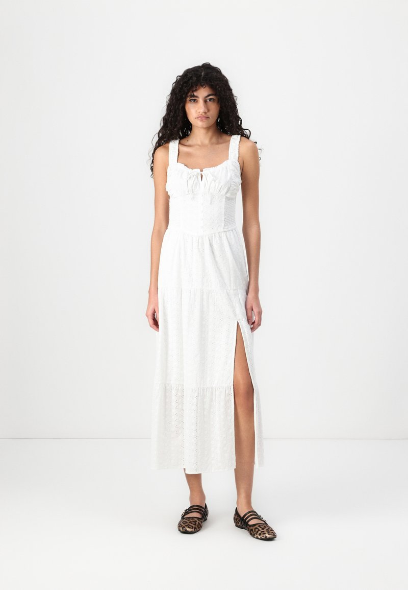 Hollister Co. Hollister Sofia Side-Smocked Eyelet Maxi Dress - Maxi šaty - bright white eyelet