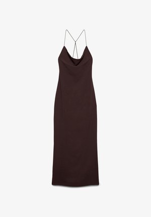 Abito lungo marrone scuro senza maniche con sottili bretelle sottili incrociate e scollo drappeggiato.
