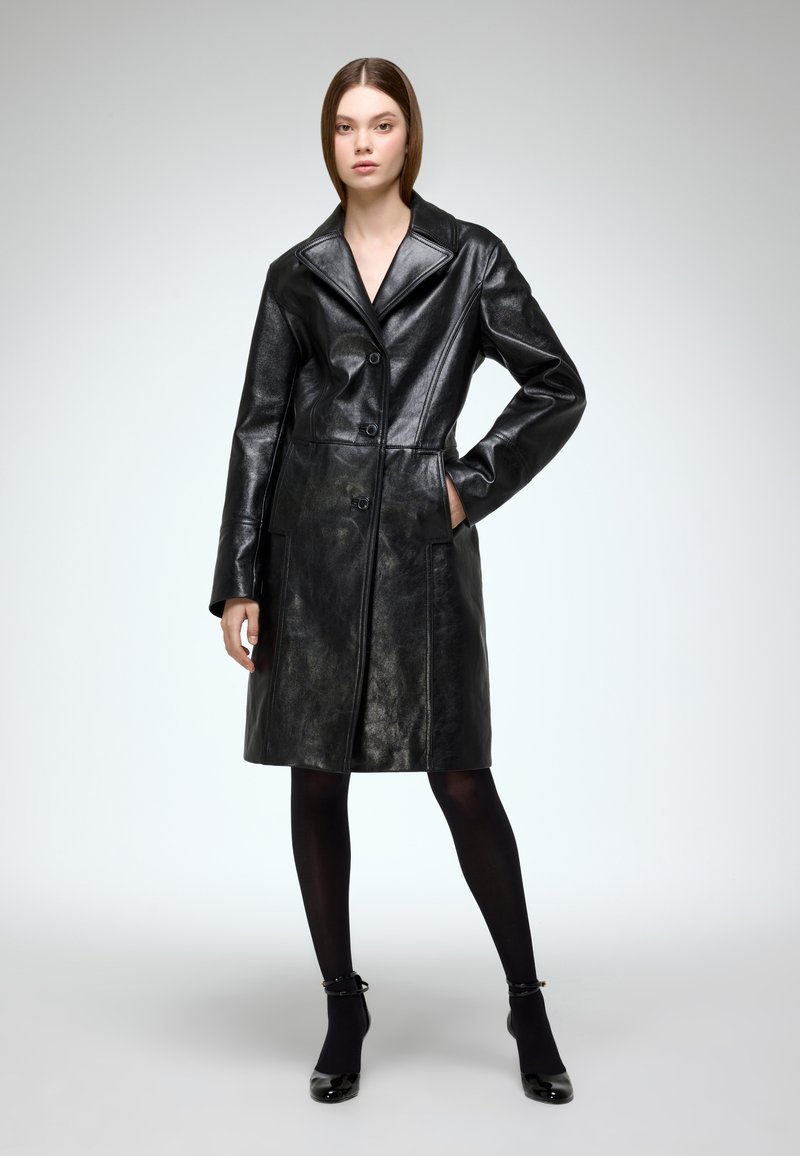 VSP - VIVIAN - Classic coat - black, Enlarge