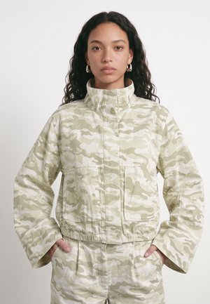 HYPEDROP, SHACKET HDCILLE CAMO LS - Summer jacket - whisper white