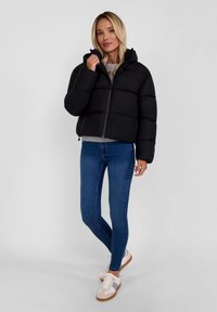 RESPECT SHORT PADDED WITH ZIP POCKETS - Vinterjakker - black