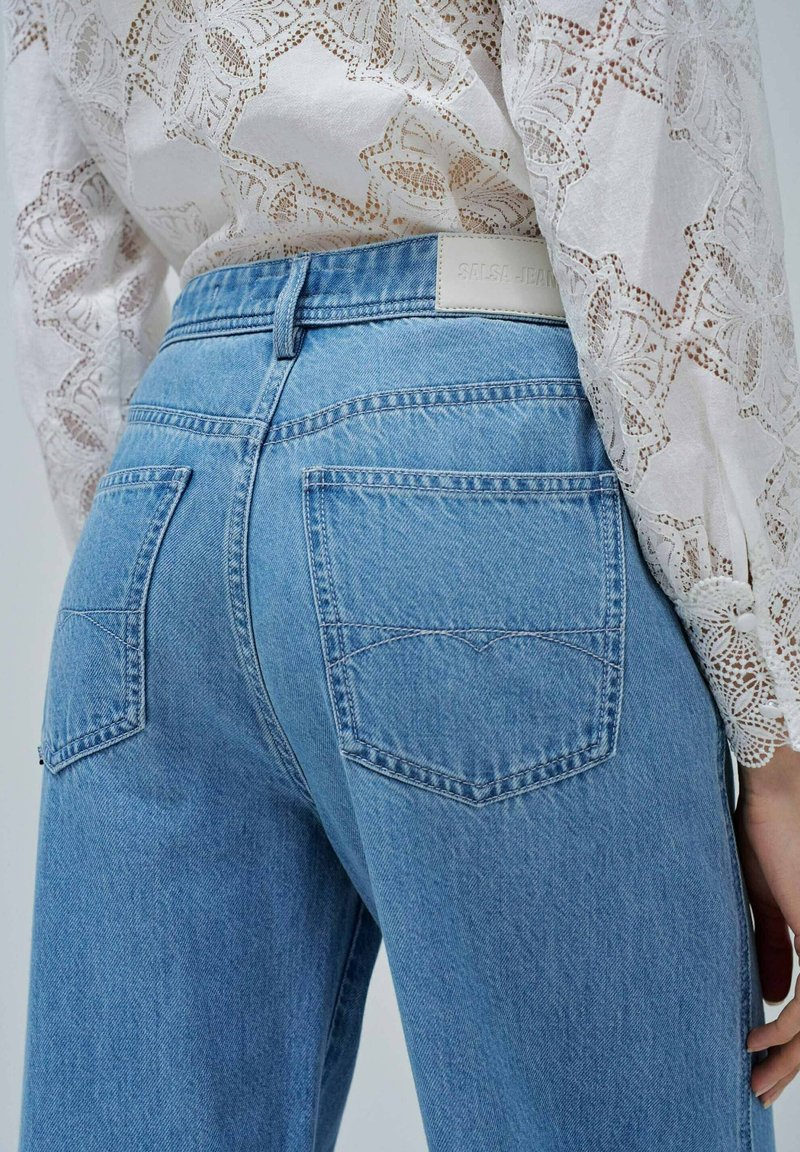 Jean Flare Femme Salsa Taille 40 Bleu - 99% Coton, Coupe évasée, Taille Régulière Neuf Avec étiquettes