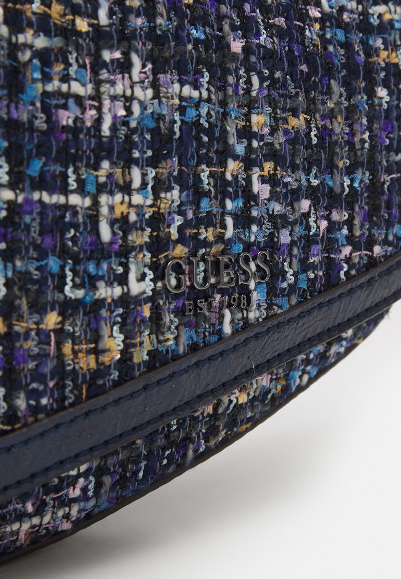 Damen Taschen | Guess DREAM FLAP SHOULDER BAG Handtasche midnight multi/stein - BS11592 Damen Taschen | Guess DREAM FLAP SHOULDER BAG Handtasche midnight multi/stein - BS11592