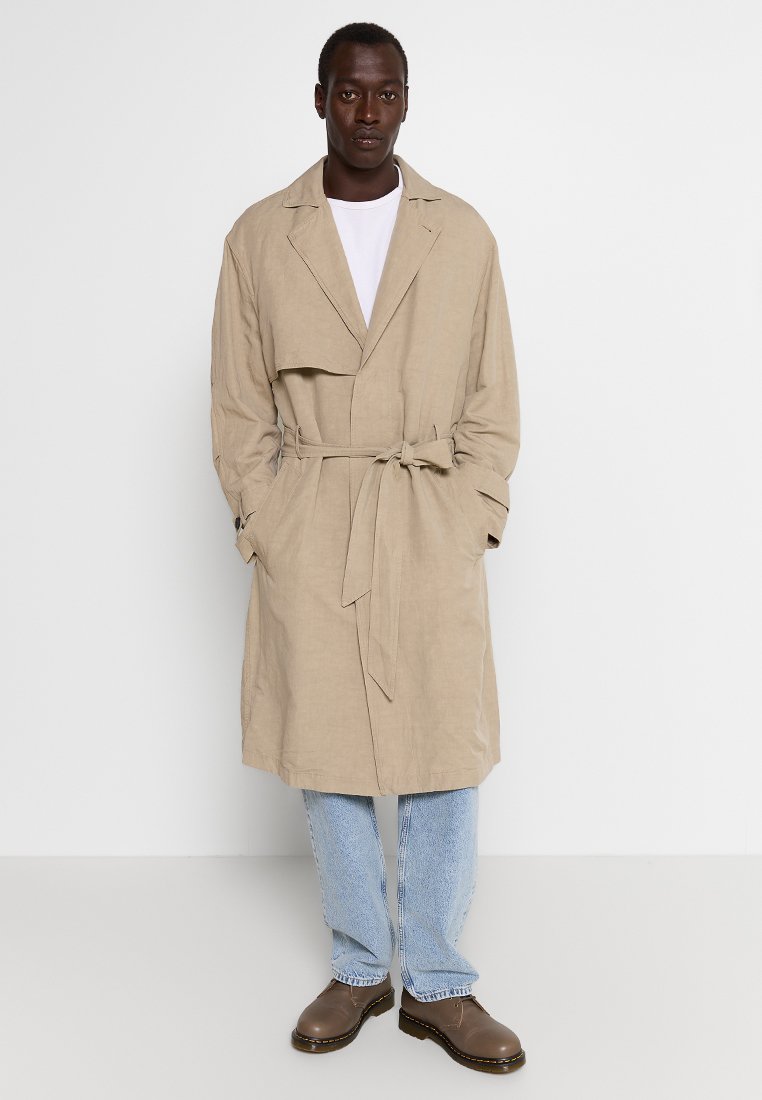 AllSaints Trenchcoat beige