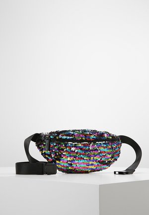 Zwarte heuptas bedekt met veelkleurige pailletten. Voorzien van een ritssluiting en een verstelbare band voor een veilige pasvorm.