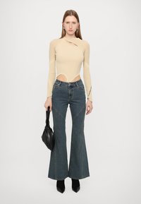 Feng Chen Wang DECONSTRUCTED LOGO  - Camiseta de manga larga - beige