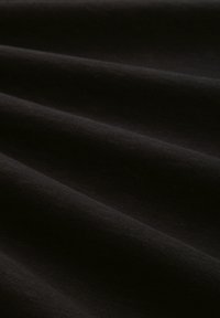 Non sélectionné, deep black