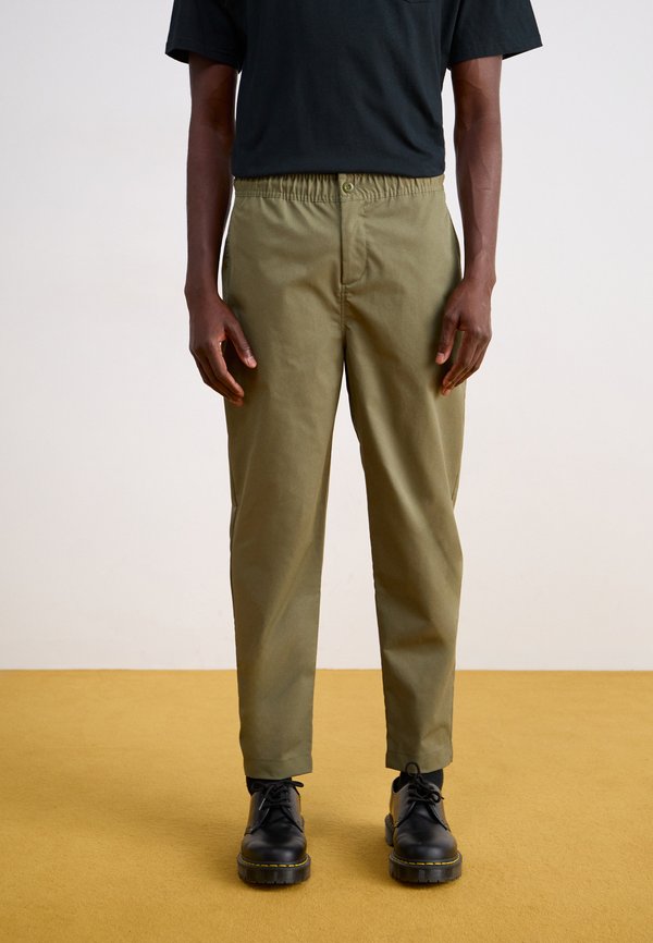 CLUB TAPER - Trousers - medium olive