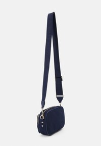 Guess GEMMA CROSSBODY CAMERA - Torba preko tijela - navy