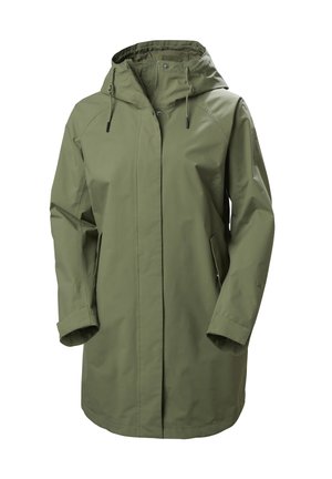 Αδιάβροχο μπουφάν μήκους μέχρι τη μέση σε ελιά πράσινο, με κουκούλα, κλείσιμο με φερμουάρ και κουμπιά, και πλαϊνές τσέπες. Διαθέτει ρυθμιζόμενα κορδόνια και λείο υφή.