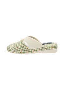Pantoufles à carreaux verts et blancs avec des accents floraux, dessus en tissu doux, dos ouvert et semelles plates. Elles présentent un détail en ruban sur le côté.