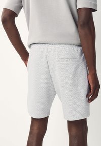 Next REGULAR FIT - Shorts - light grey