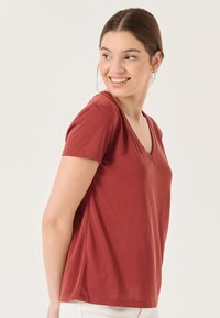 Jimmy Key AMAZING - T-shirt basic - brown