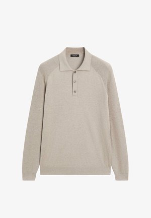 Maglione polo a maniche lunghe color beige chiaro, realizzato in tessuto morbido, con colletto, patta con tre bottoni e dettagli a coste sulle spalle.