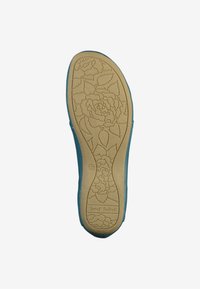 Lichtblauwe schoenen zool met een bloemmotief, gestructureerd oppervlak en merknaam. Maat gemarkeerd als 37, gemaakt van duurzaam rubbermateriaal.