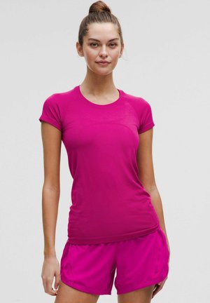 lululemon SWIFTLY TECH 2.0 - T-shirts basic - Ripened Raspberry