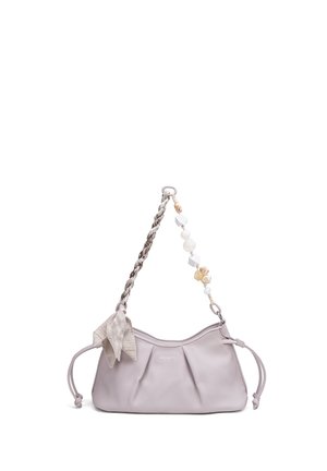 Lichtpaarse handtas met gevlochten en kralen versierde schouderriem, decoratieve stoffen strik en geplooide zijkanten.