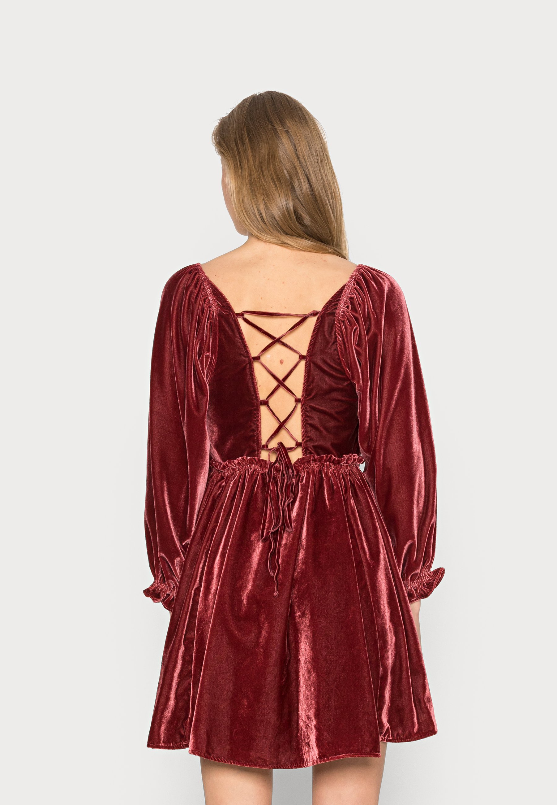 Free People DAPHNE VELVET SLEEVE - Day 