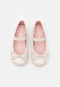Pretty Ballerinas AMI - Bailarinas con hebilla - perla/off-white