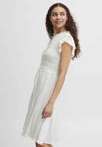 b.young BYFelice - Dnevna haljina - off white